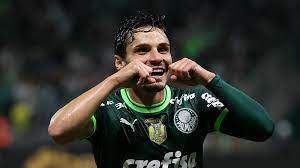 Abel discorda de Veiga em desabafo, mas defende meia no Palmeiras