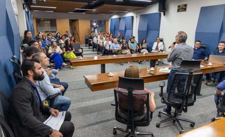 Governo de MS atende solicitação da Assembleia e amplia alcance das emendas para Educação Governo de MS atende solicitação da Assembleia e amplia alcance das emendas para Educação